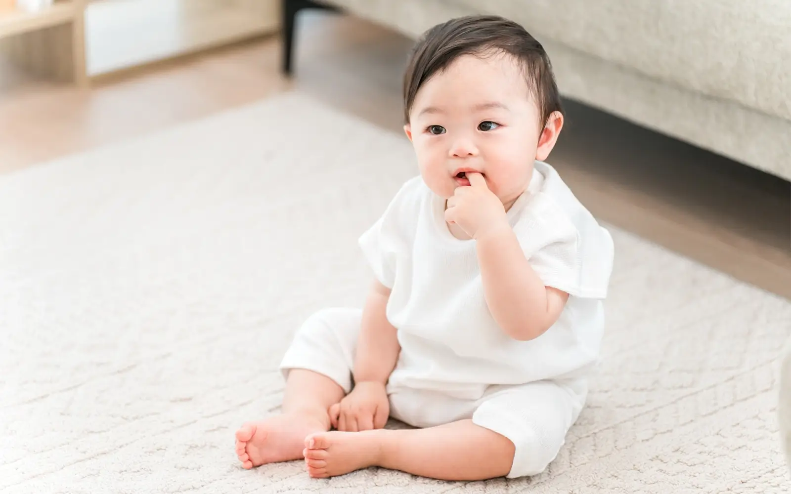 乳児期(0〜1歳)